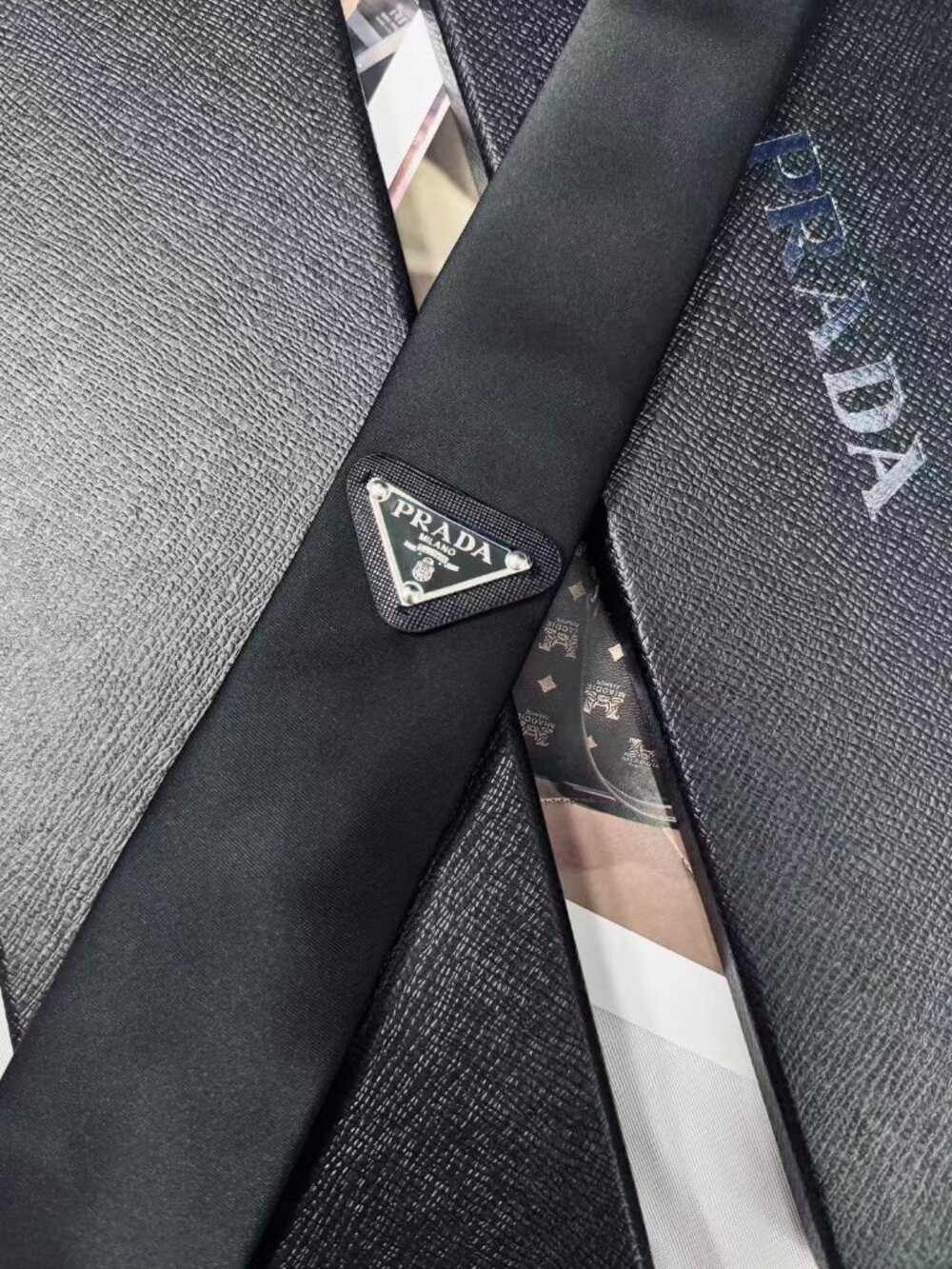 PRADA Black Tie ❤️‍🔥  Brand new - Picture 4 of 8